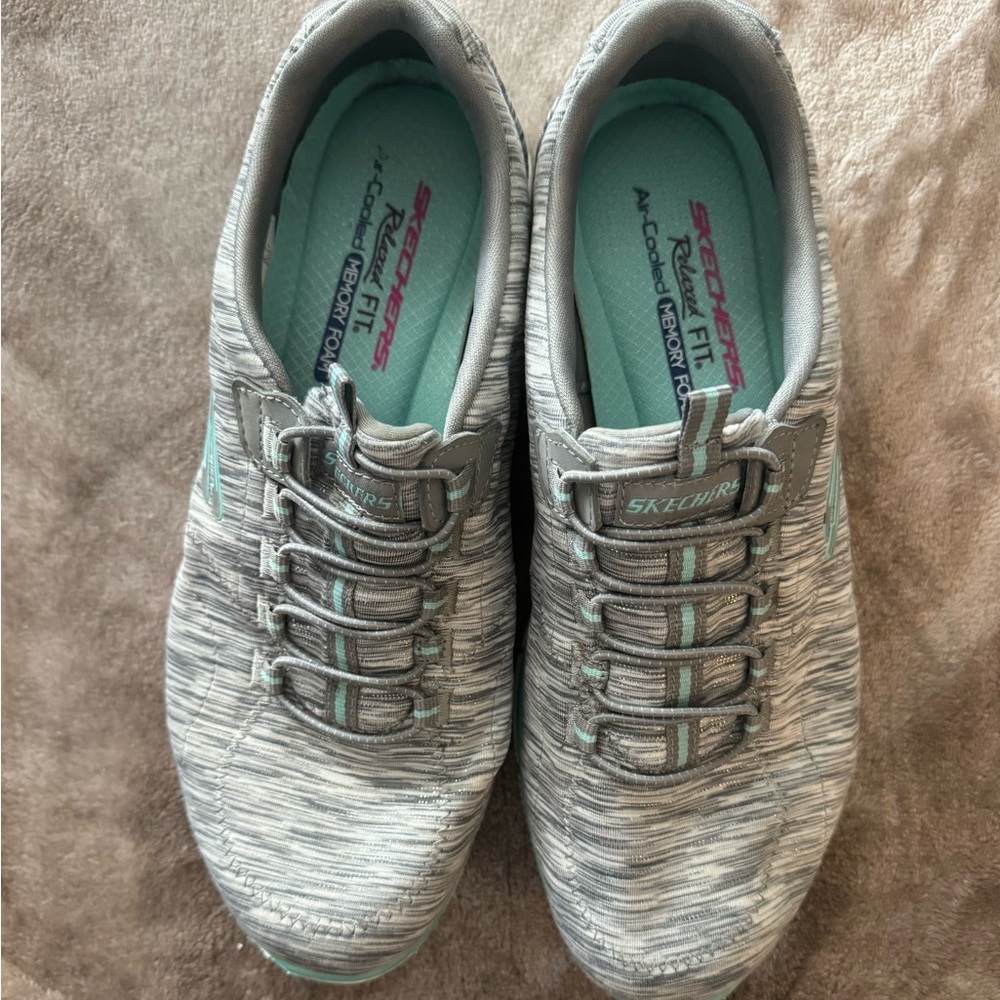 Skechers shoes